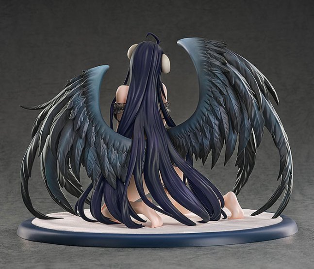 Albedo 1/7 Figure Negligee Ver. -- Overlord