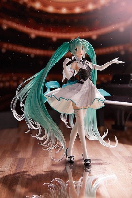 Hatsune Miku 1/8 Figure Symphony 2019 Ver.