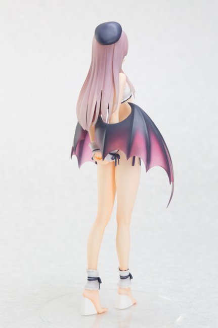 Koakuma-san 1/7 Figure Illustrated by Seika Yashiro