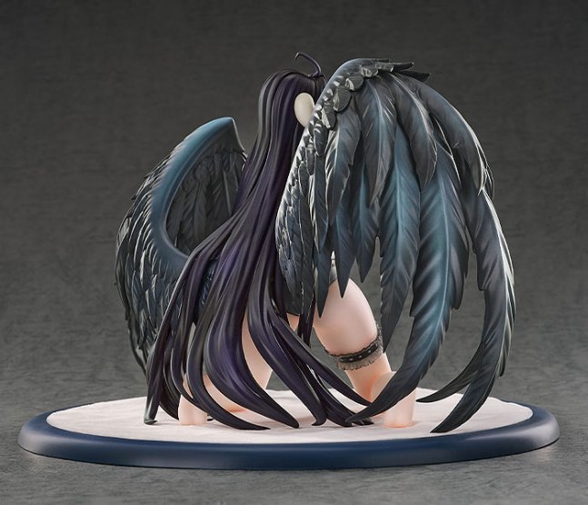 Albedo 1/7 Figure Negligee Ver. -- Overlord