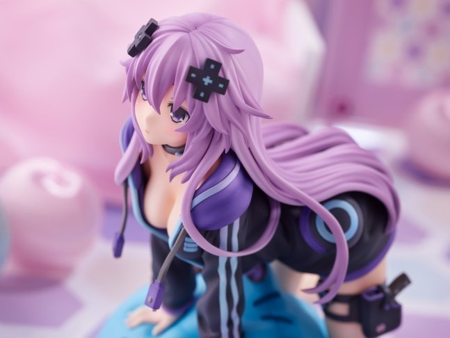 Neptune 1/7 Figure Waking Up Ver. -- New Dimension Game Neptunia VII Dimension Traveler