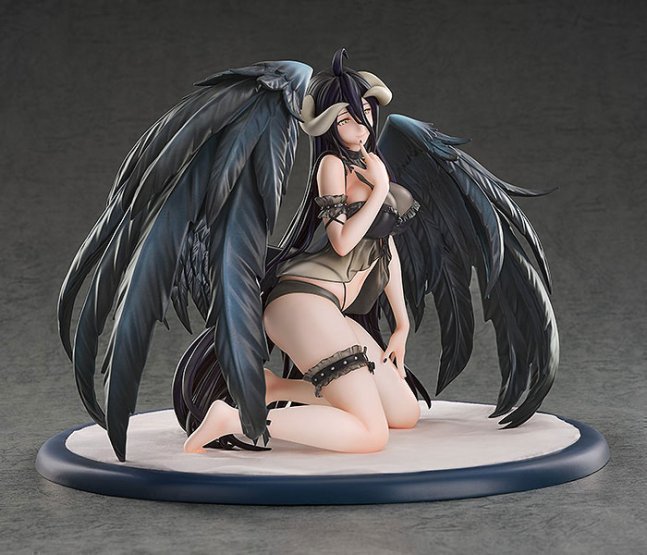 Albedo 1/7 Figure Negligee Ver. -- Overlord