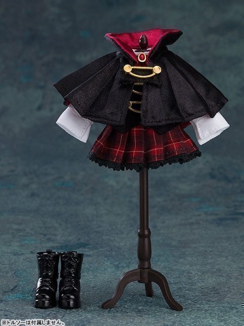 Vampire: Mira Nendoroid Doll