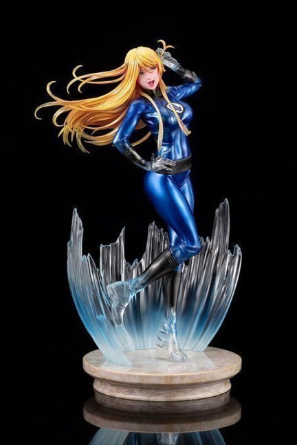 Invisible Woman ULTIMATE 1/6 MARVEL BISHOUJO Figure